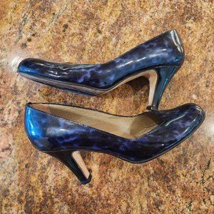 Anyi Lu Black and Blue Pumps